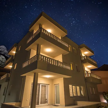 Apartment Lelas