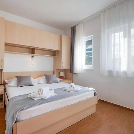 Apartment Lelas