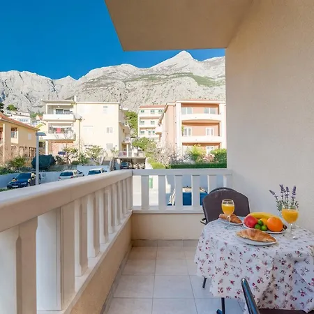 Lelas Makarska