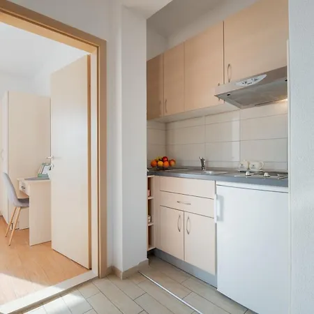 Apartment Lelas *