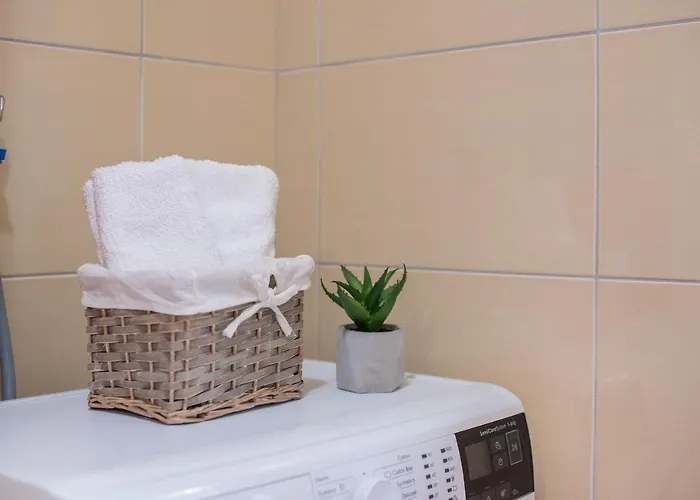 Lelas 마카르스카